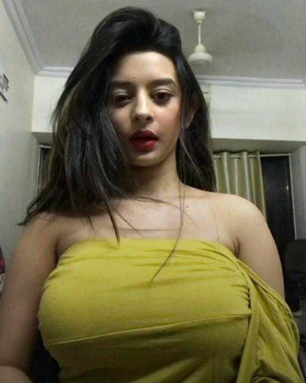Sanika - Indian escort in Delhi photo 1 of 1