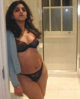 Aditi - Indian escort in Faridabad photo 1 of 1