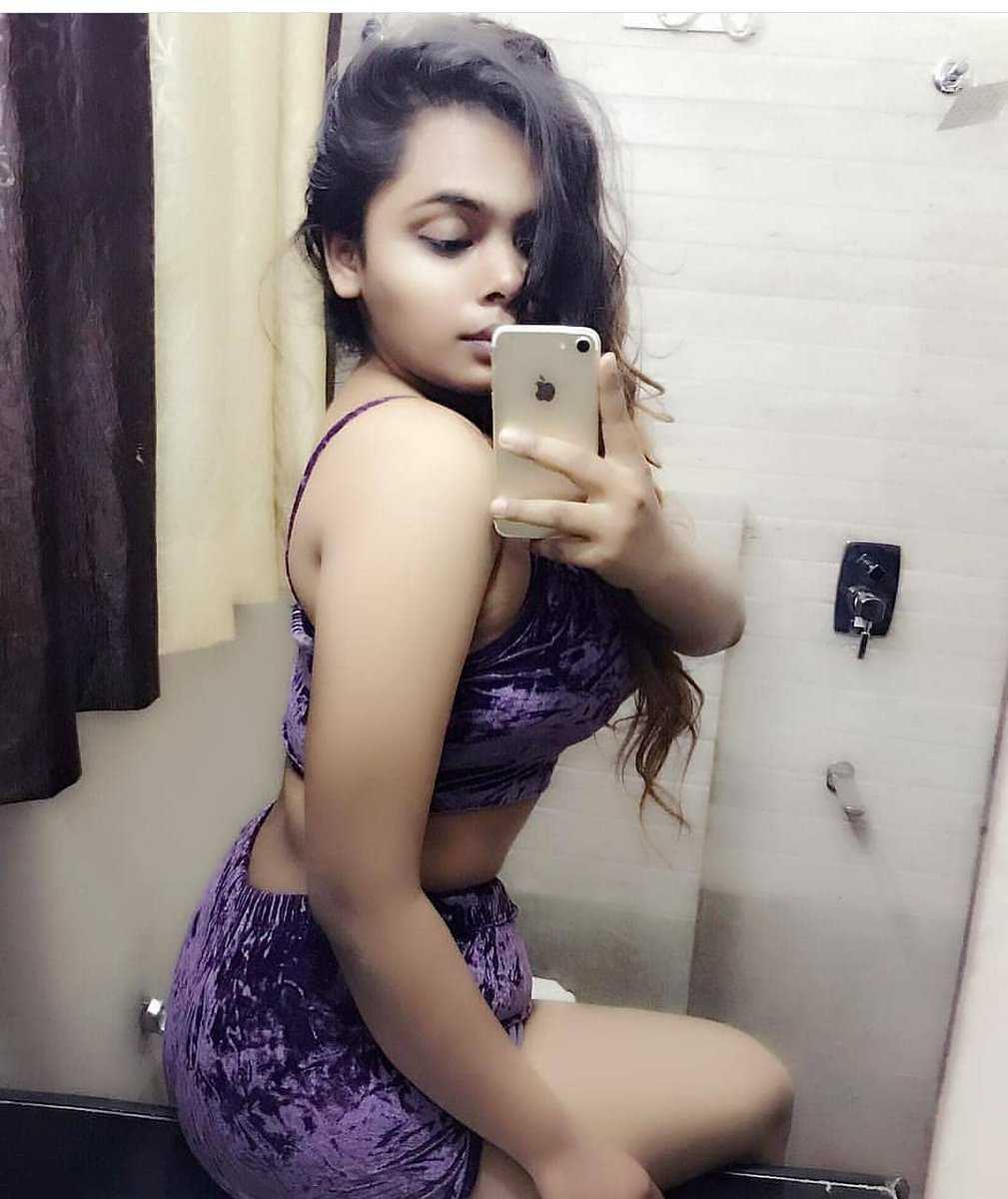 Preeti - Indian escort in Gurgaon photo 1 of 1