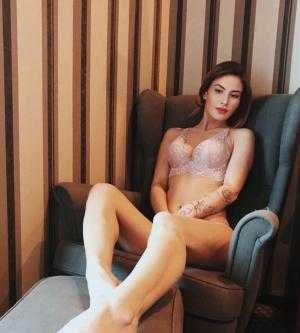 Priyam Escort