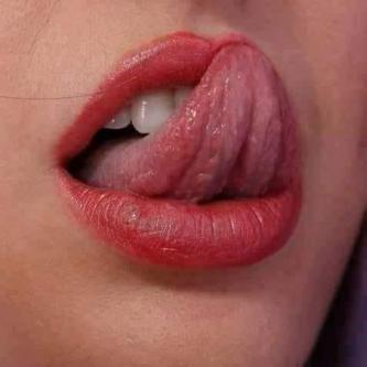 Sonya - Indian escort in Delhi photo 1 of 1