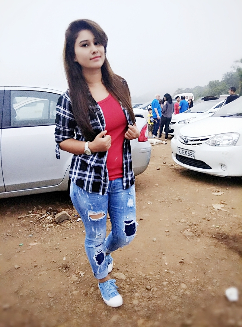 Sunidhi - Asian escort in Charai photo 1 of 1