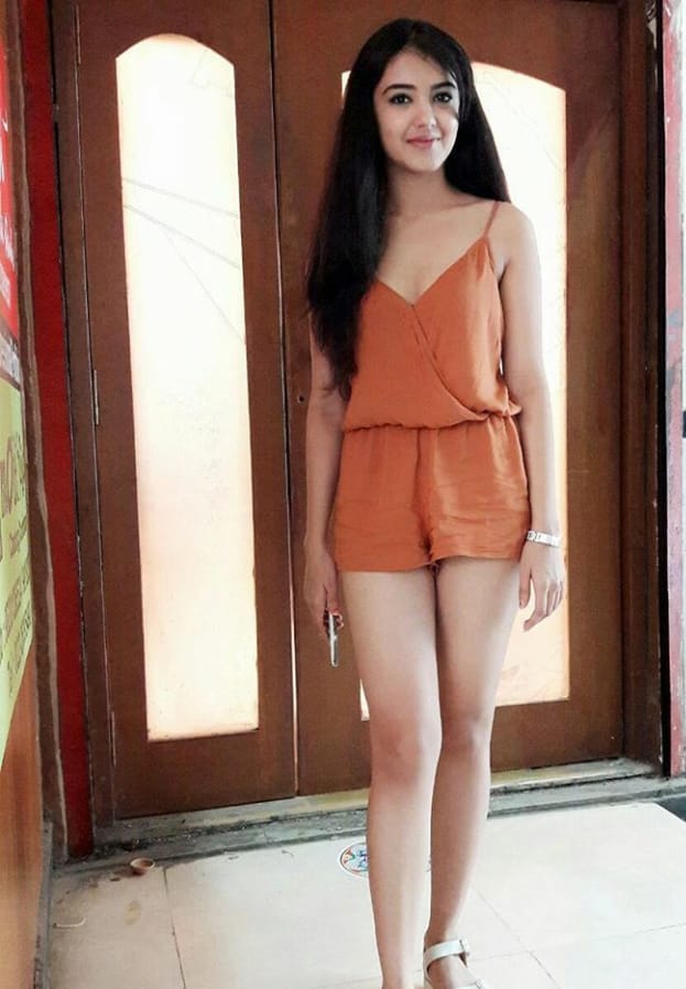 Tapsi - Asian escort in Mumbai photo 1 of 1