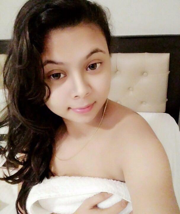 Zayna - Asian escort in Indore photo 1 of 4