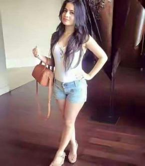 Anusha - Asian escort in Mumbai photo 1 of 4