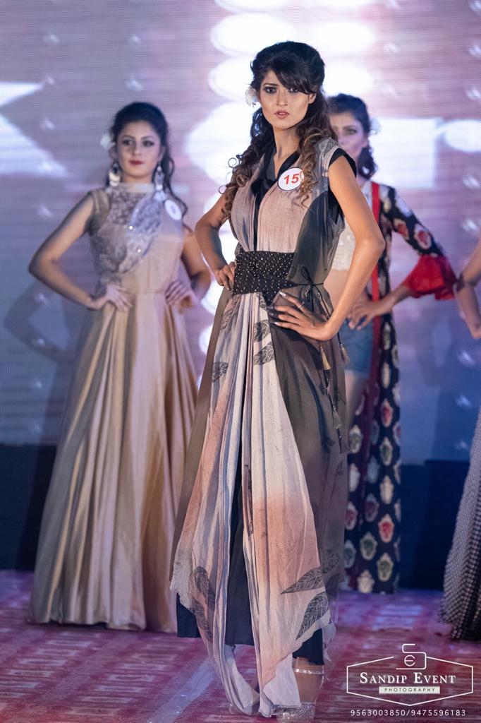 Nidhi - Indian escort in Nagpur photo 1 of 1