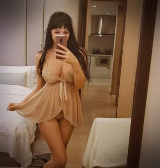 Kalpana - Asian escort in Delhi photo 1 of 1