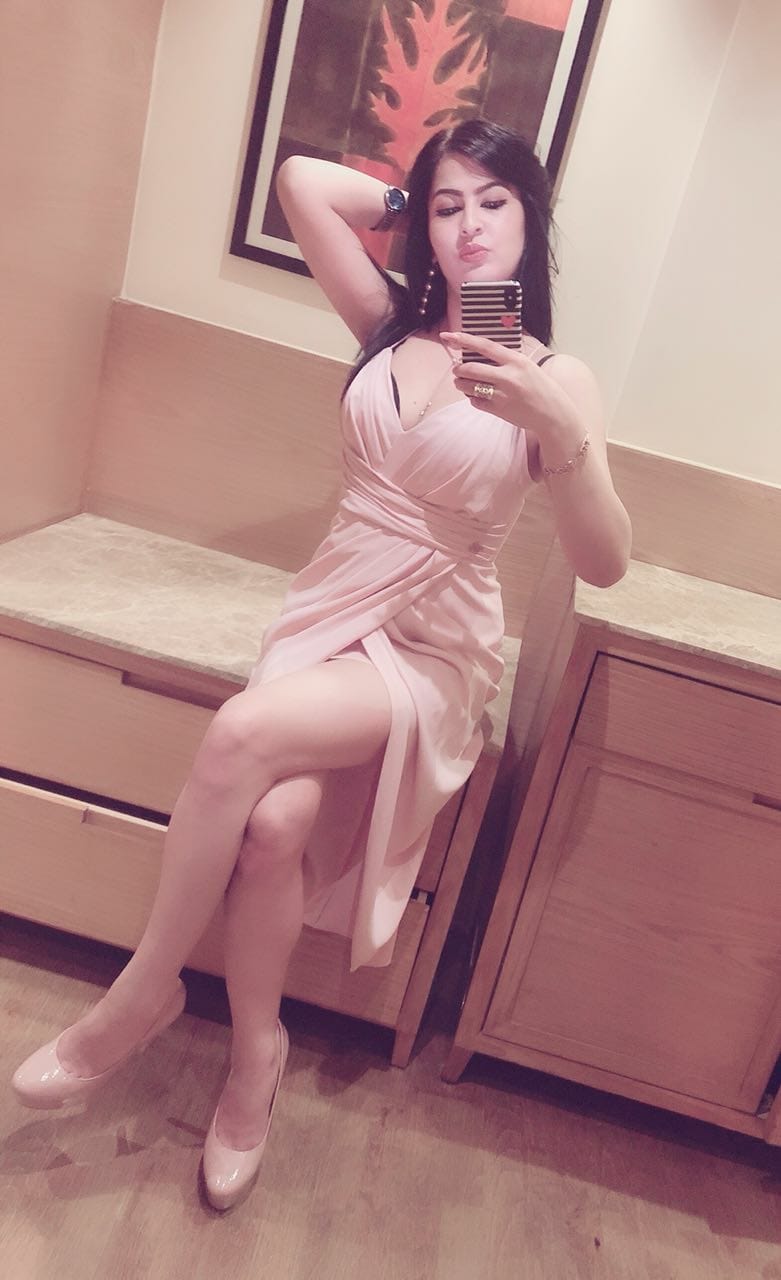 ISHA - Asian escort in Thane photo 1 of 1