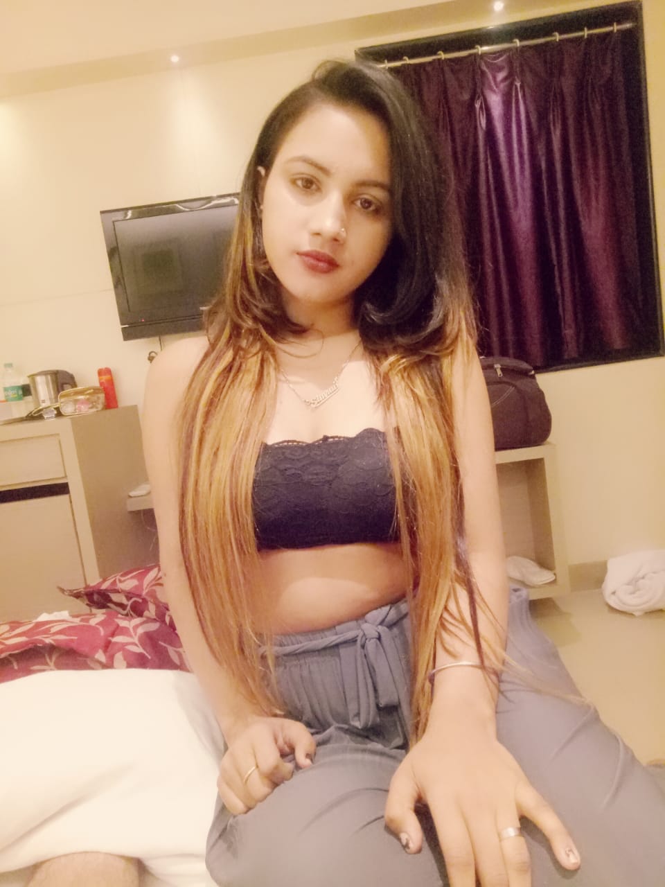 Roma - Indian escort in Navi Mumbai photo 1 of 2