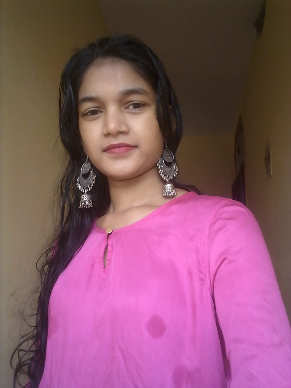 Shreya - Indian escort in Navi Mumbai photo 1 of 1