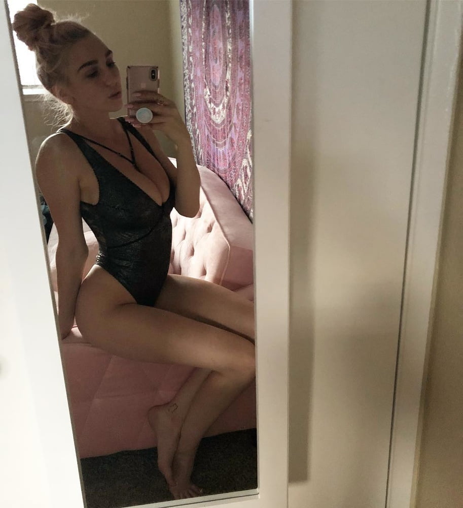 Kendra - Indian escort in Paris photo 1 of 1