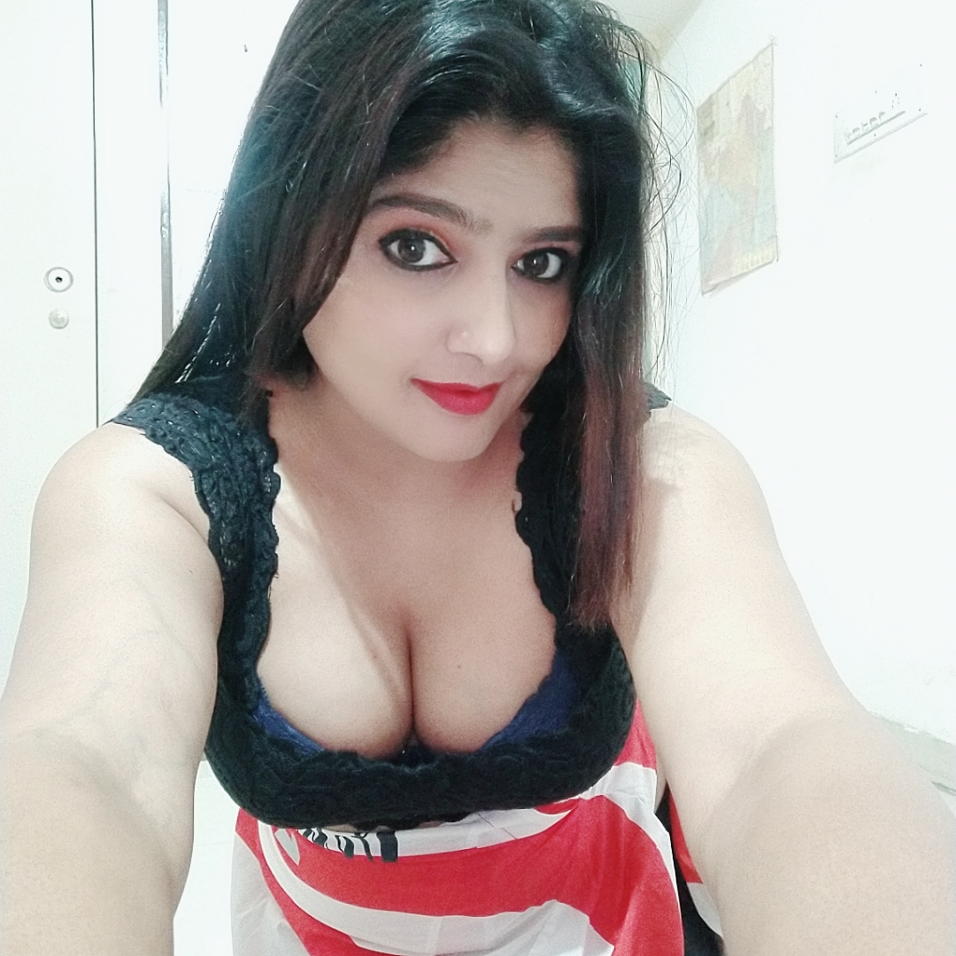 Neha - Asian escort in Kolathara photo 1 of 4