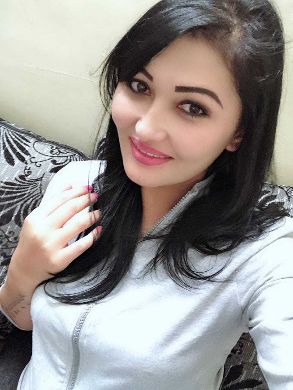 Shivangi - Indian escort in Udaipur photo 1 of 1
