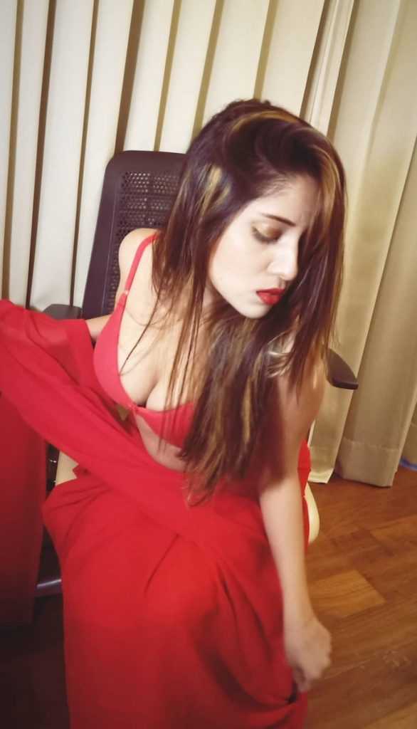 Riya Kolkata Escorts Services