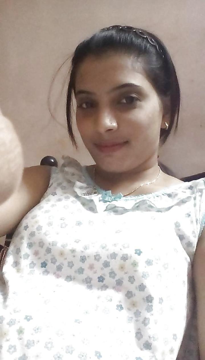 Saniya - Indian escort in Hubli Dharwad Highway photo 1 of 1