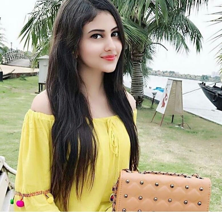 Tapsi Malhotra Escort Girl In Daman