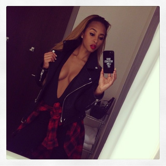 Amira - Mixed escort in Belgravia photo 1 of 3