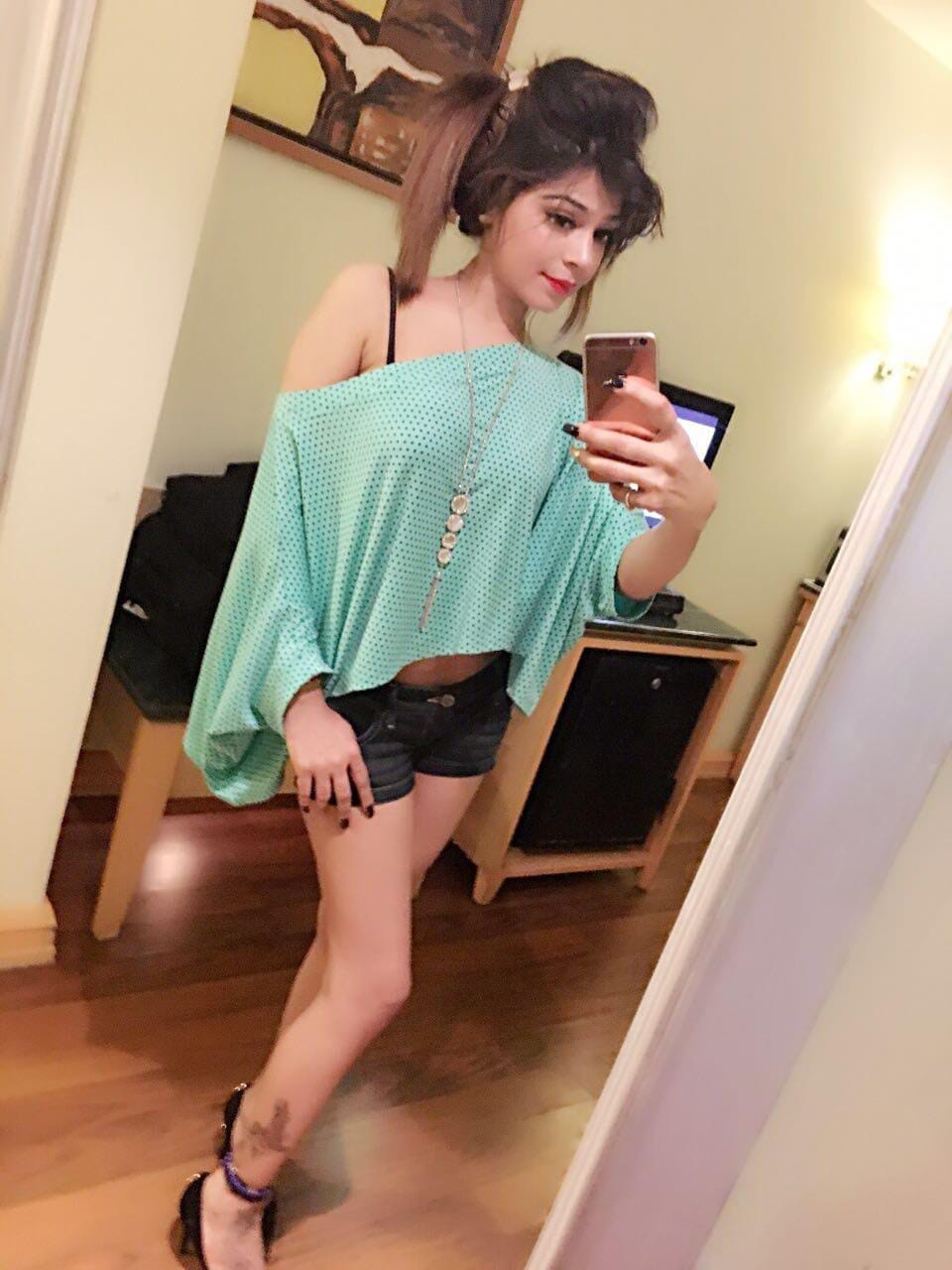 Aayushi - Indian escort in Navi Mumbai photo 1 of 1