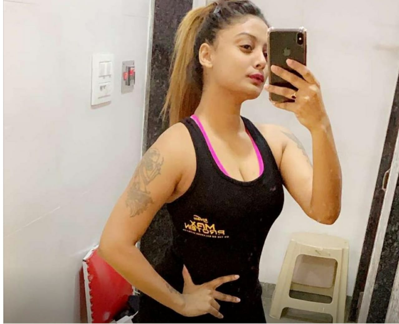 Akanksha Singh Escort In Amravati