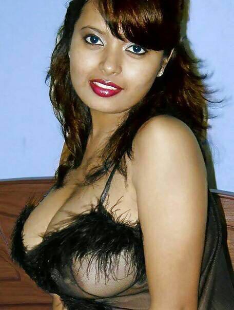 Reshma - Indian escort in Mumbai photo 1 of 1