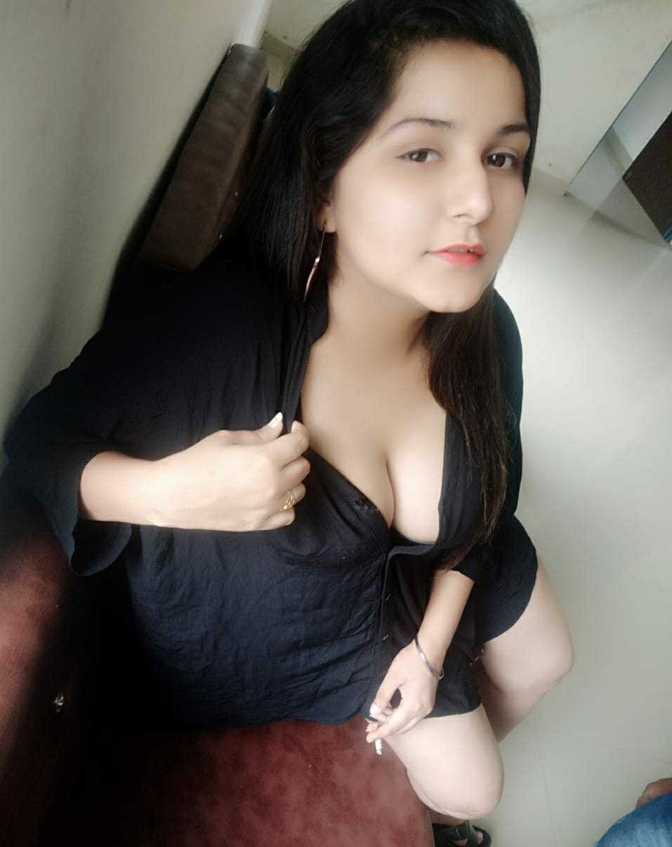 Aradhita Rohtak Escort Service