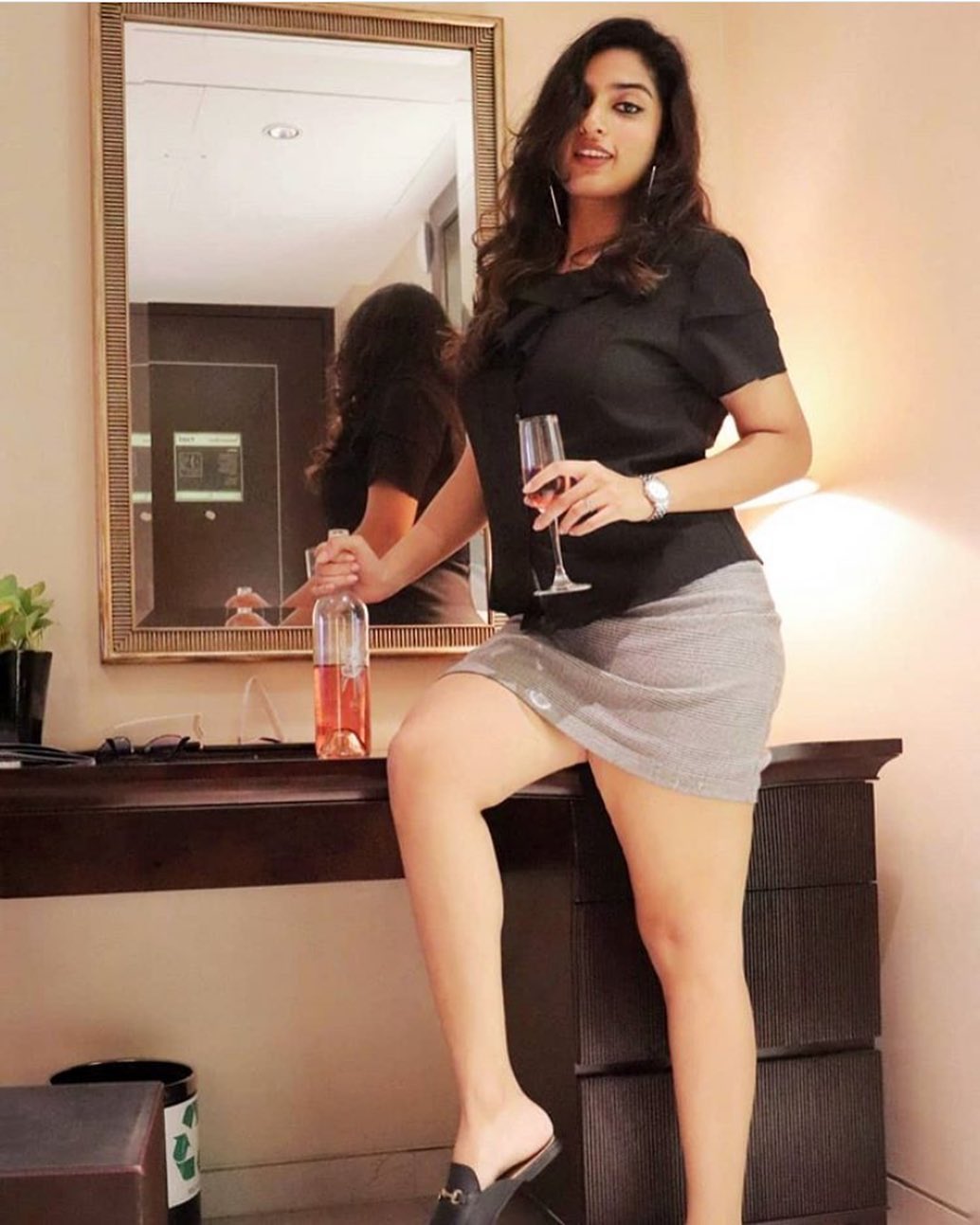 Yashmin - Indian escort in Bikaner photo 1 of 1