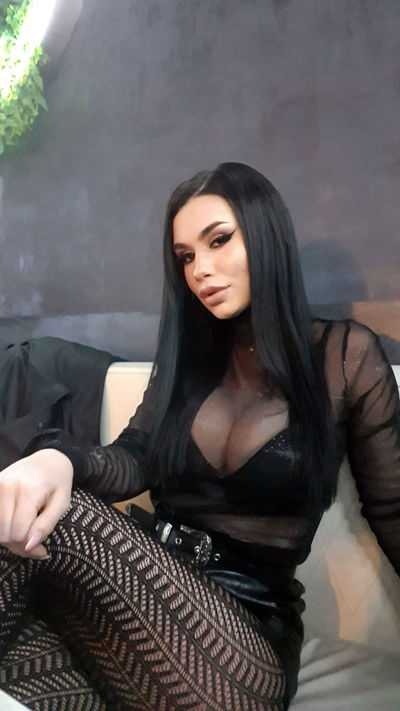 Mahi Bangalore Escort