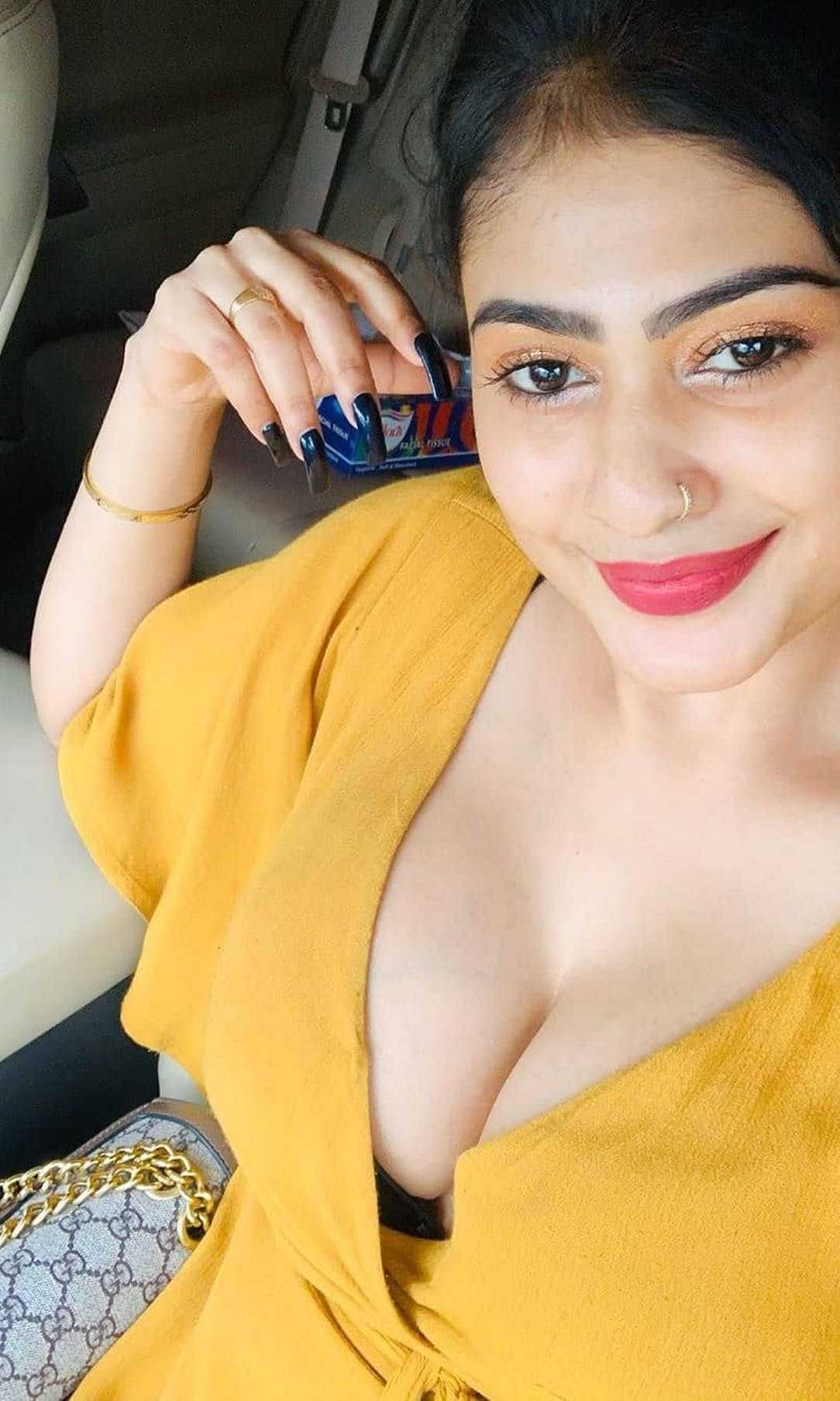 Gargi Chhatarpur Escorts