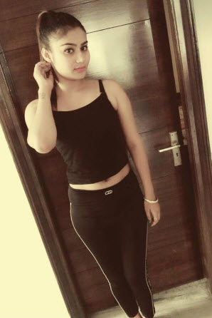 Pushpa - Asian escort in Delhi photo 1 of 1