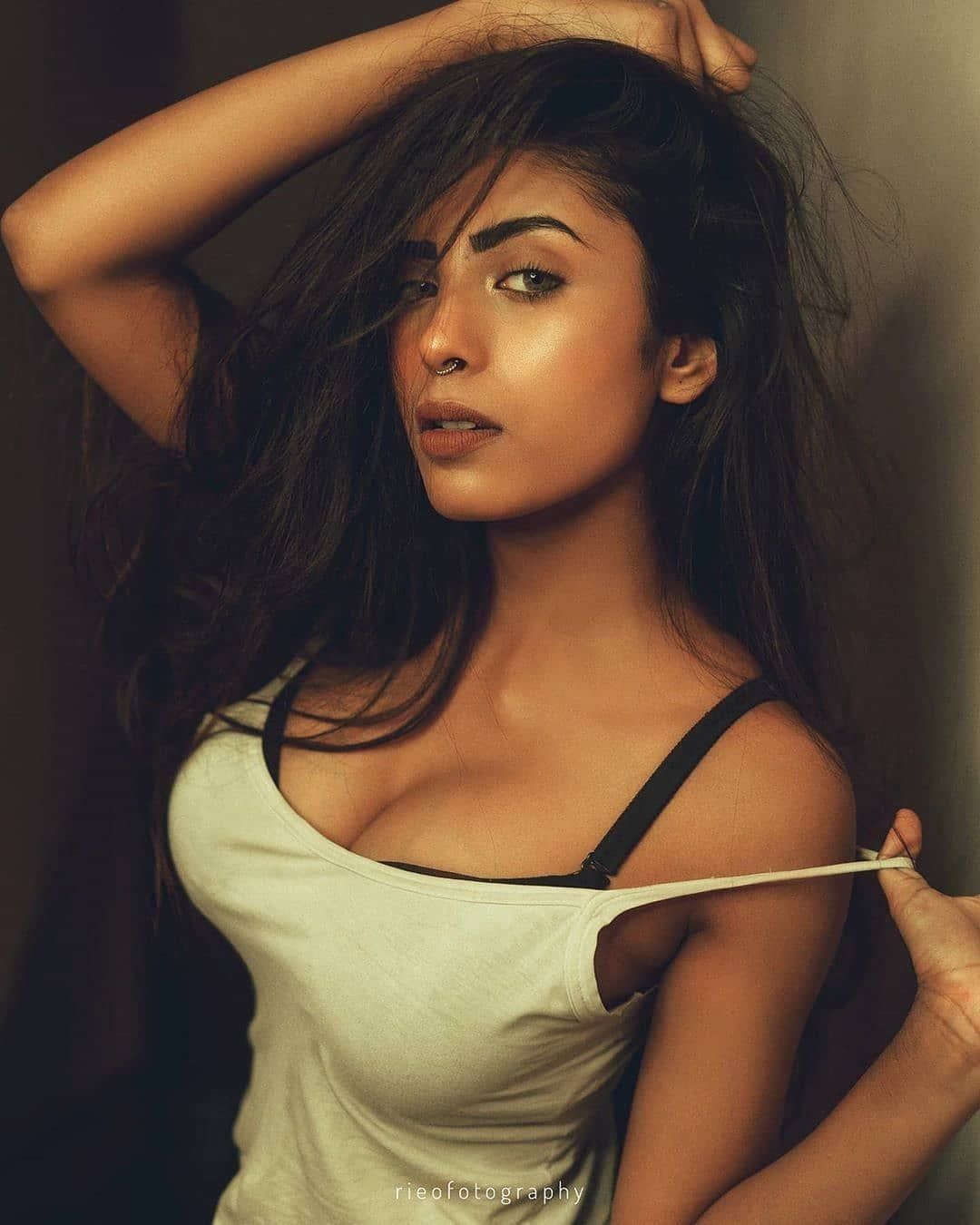 Dipali Escorts Service in Puducherry 