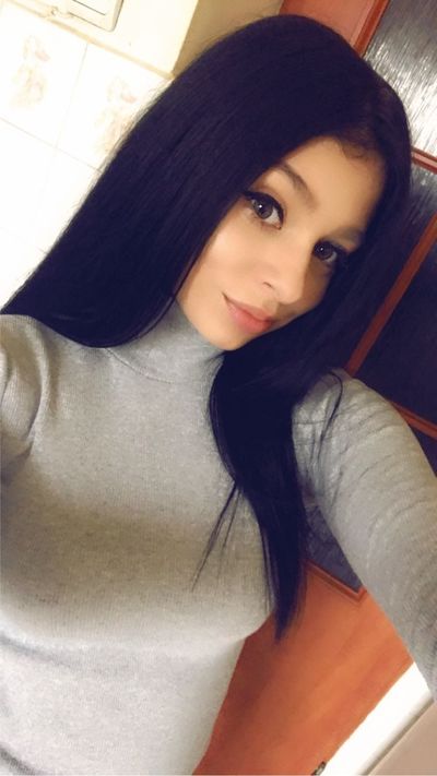 Divyanshi - Indian escort in Gurgaon photo 1 of 2