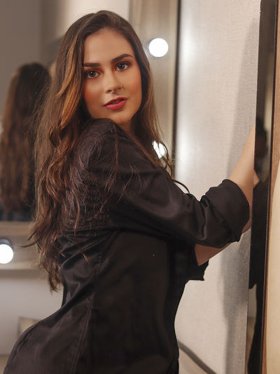 Maira - Indian escort in Delhi photo 1 of 2