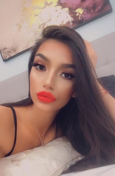 Anika, A brunette stunner of true beauty