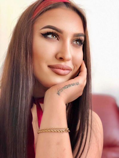 Niharika - Indian escort in Khandwa photo 1 of 2