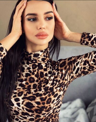 Sunayna - Asian escort in Malviya nagar Jaipur photo 1 of 2