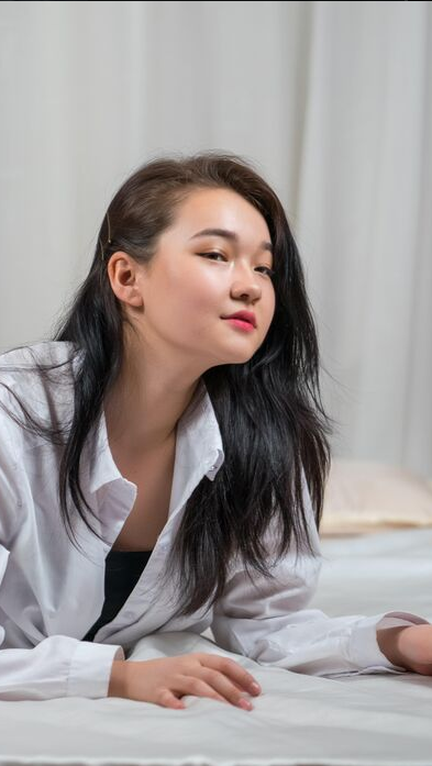 Pretty - Asian escort in Pune photo 1 of 3