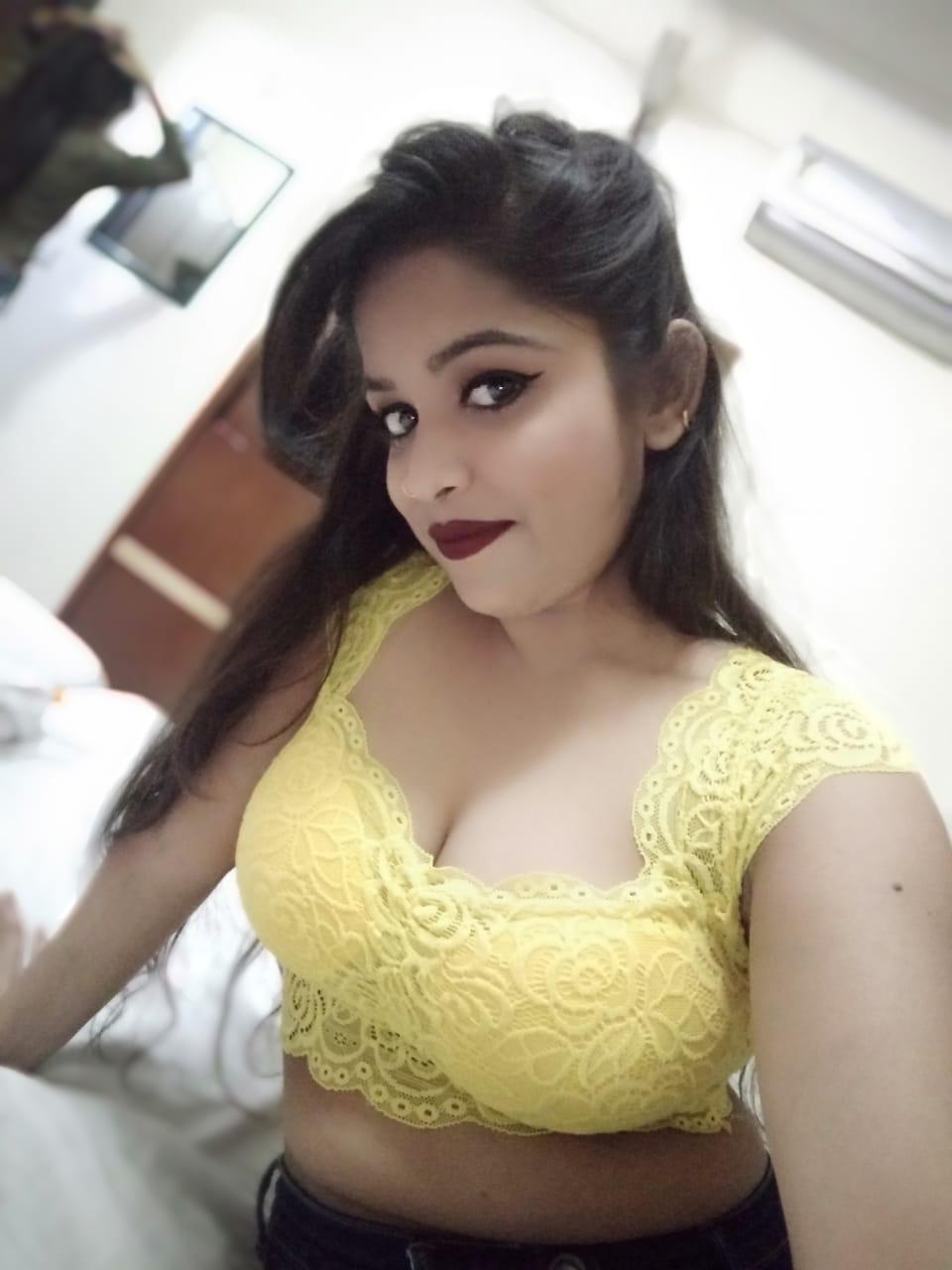 Soniya - Asian escort in Gurgaon photo 1 of 1