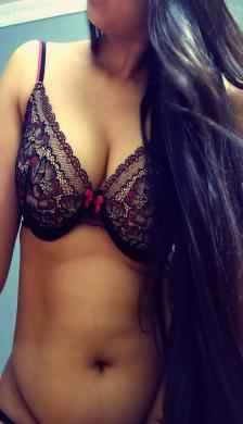 Rasmita - Indian escort in Lucknow photo 1 of 2