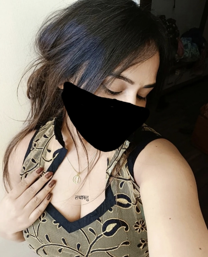 Sushmita Chauhan - Indian escort in Dubai photo 1 of 5