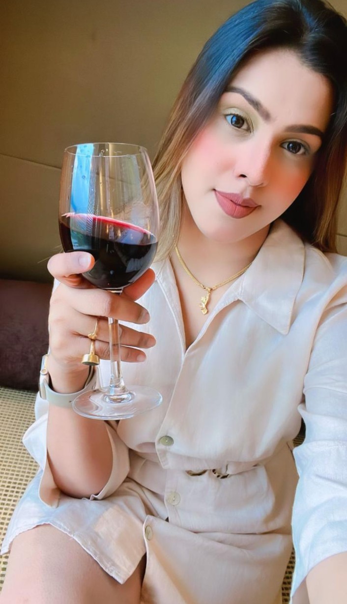 Shreya Singh - Indian escort in Navi Mumbai photo 1 of 1