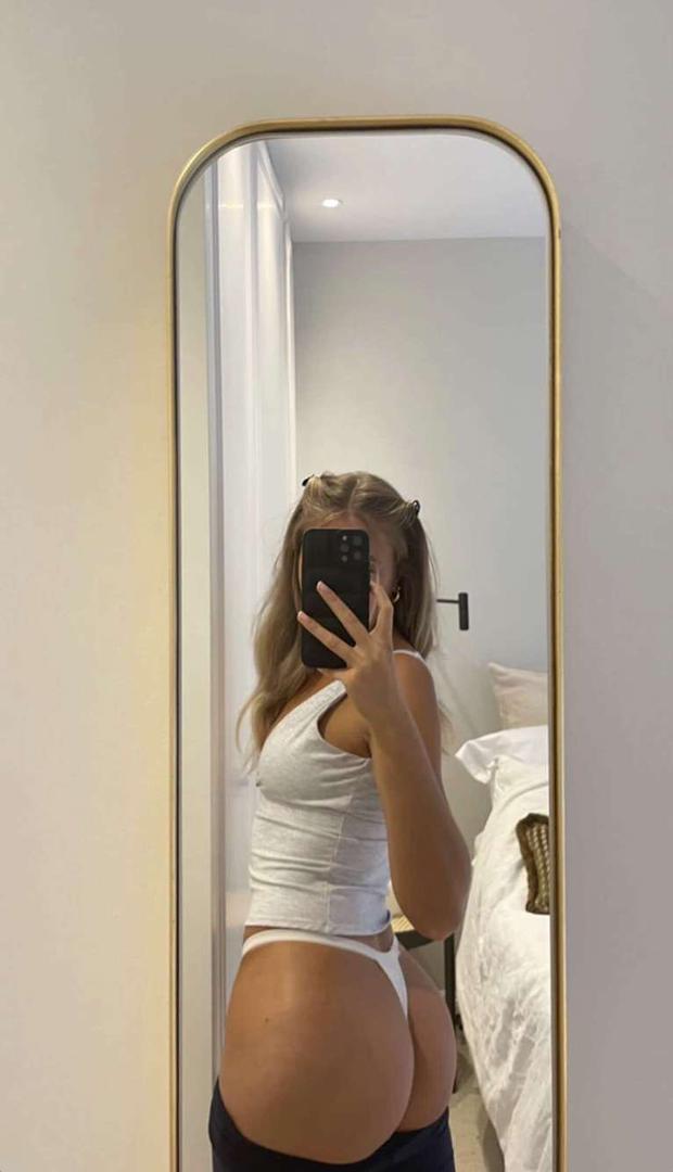 Farelle - Caucasian escort in Paris photo 1 of 1