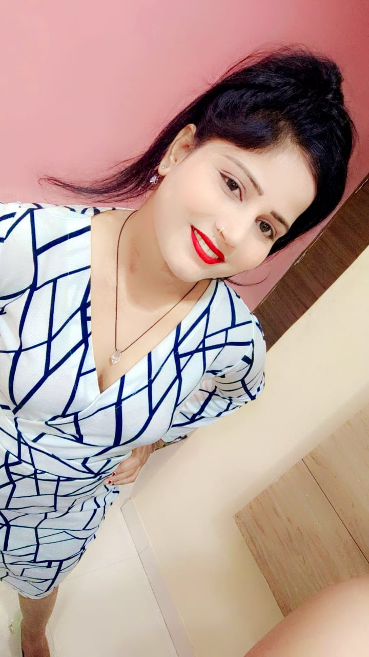 Nikita - Japanese escort in Lucknow photo 1 of 2