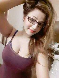 Chandani - Indian escort in Bandra photo 1 of 2