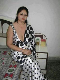 Anamika - Indian escort in Arera Colony photo 1 of 1