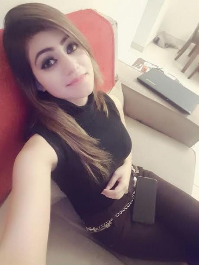 Sarmila - Asian escort in Delhi photo 1 of 1
