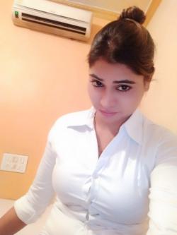 Ekta - Asian escort in Delhi photo 1 of 1