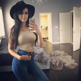 Tanuja - Asian escort in Sector 17 photo 1 of 1