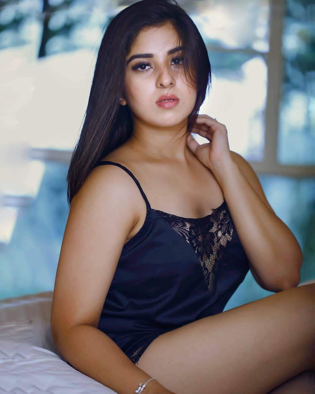 Sarah - Indian escort in Thiruvananthapuram photo 1 of 1