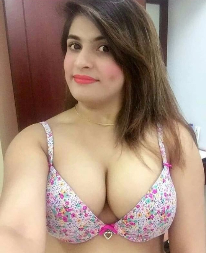 PREETY - Indian escort in Connaught Place photo 1 of 1