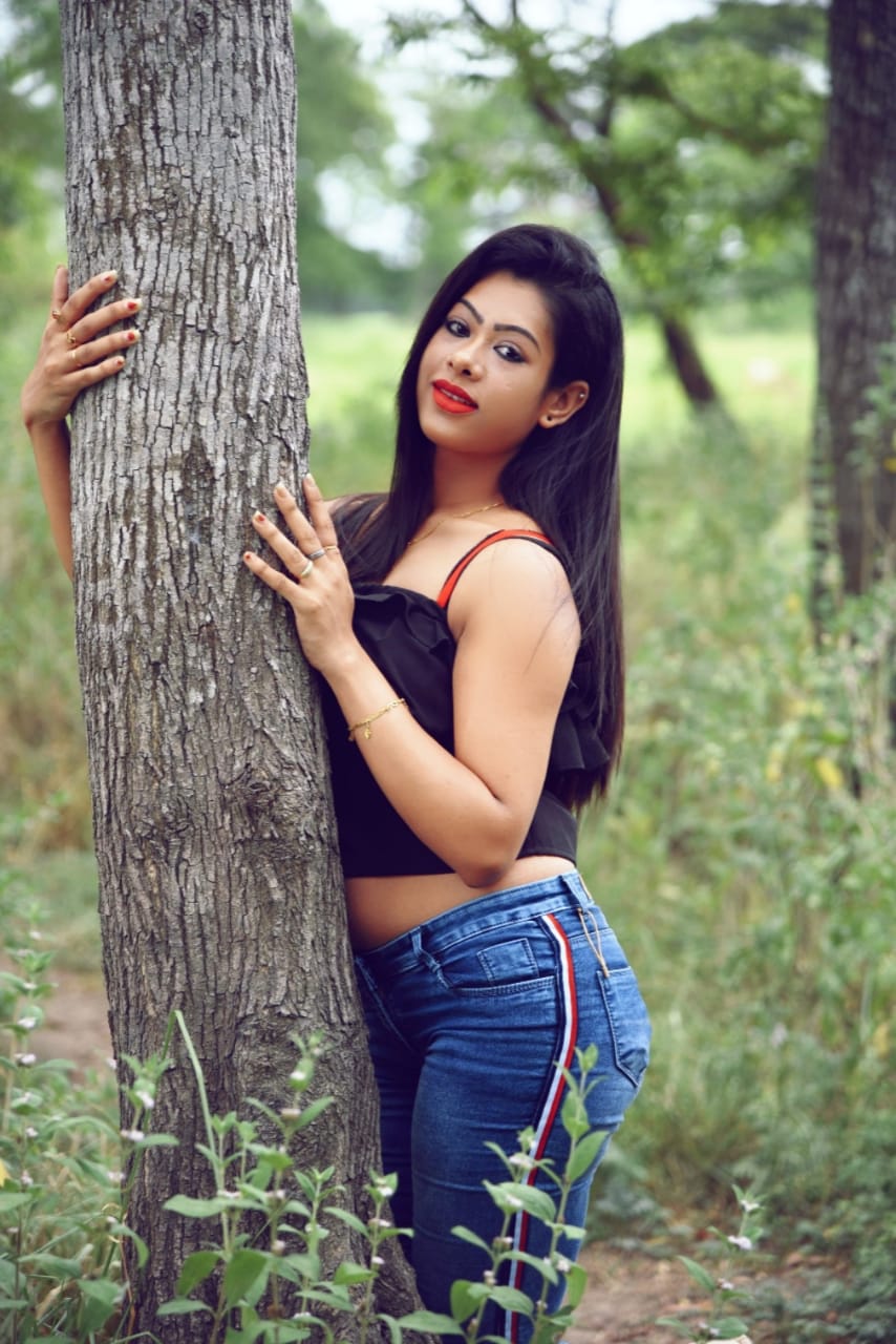 Prishki VIP Hyderabad Escorts - 9482
